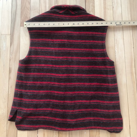 Hand Embroidered Paisley Leaf on Pre-loved Striped Sleeveless Vest - Sz S - Picture 6 of 6